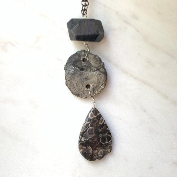 Zola trio necklace