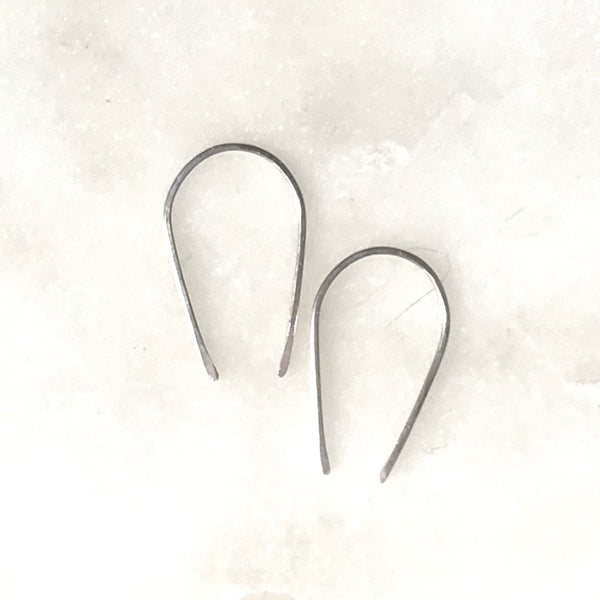natasha earring mini